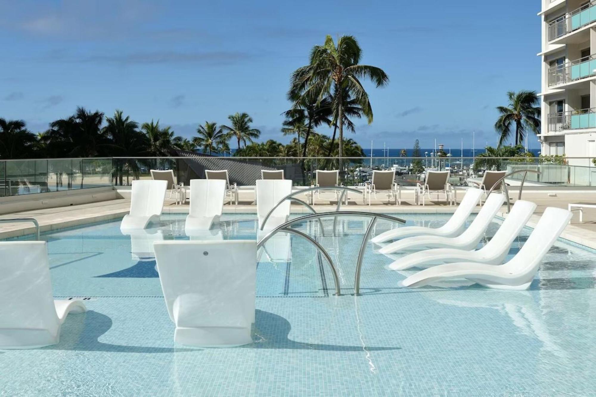 Ilikai Hotel & Luxury Suites Honolulu Zewnętrze zdjęcie